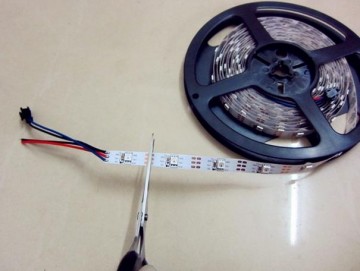 5 meter - Pixel Color - LED strip - 5 volt- WS2811IC4