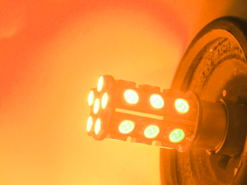 BA15S - 5050 - 18SMD - Oranje - 24V LED lamp